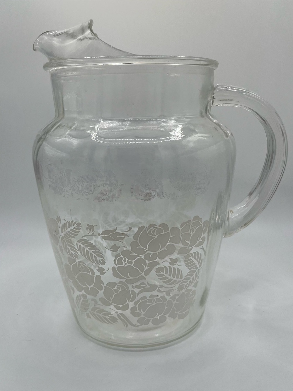 Vintage Bartlett-Collins Glass Pitcher w/White Rose Vine 8x4”